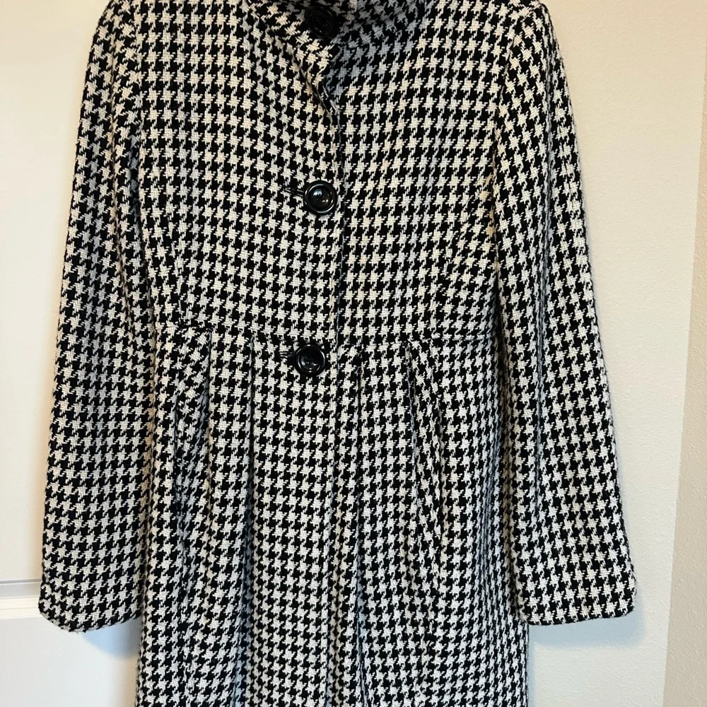 Bitten by Sarah Jessica Parker Houndstooth Pea Coat - Picture 2 of 4